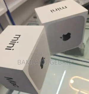 New Laptop Apple MacBook Air 2025 M4 13-Inch 16GB Apple M4 SSD 256GB