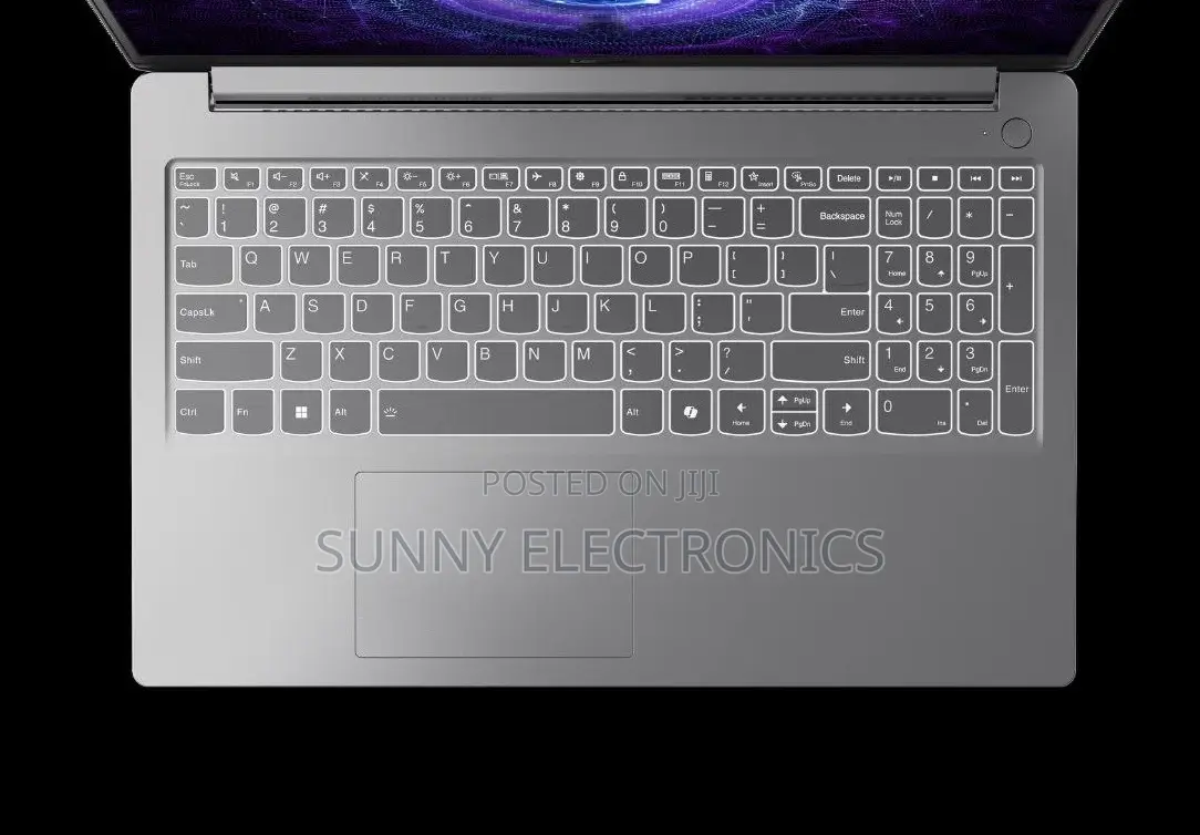 New Laptop Lenovo LOQ 15IRH8 16GB Intel Core I5 SSD 512GB