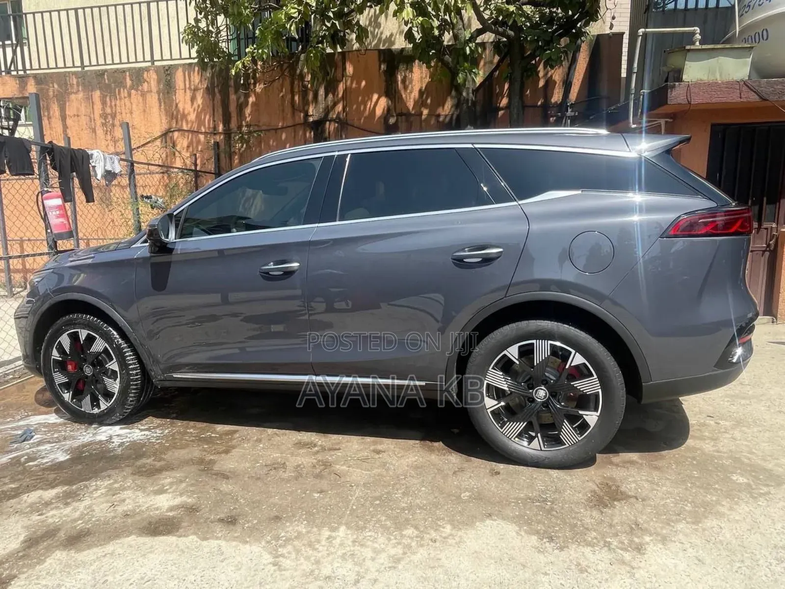 BYD Tang EV 2025 Gray
