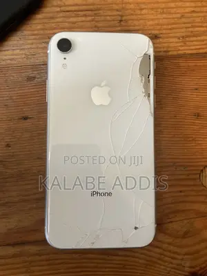 Apple XR 128 GB White