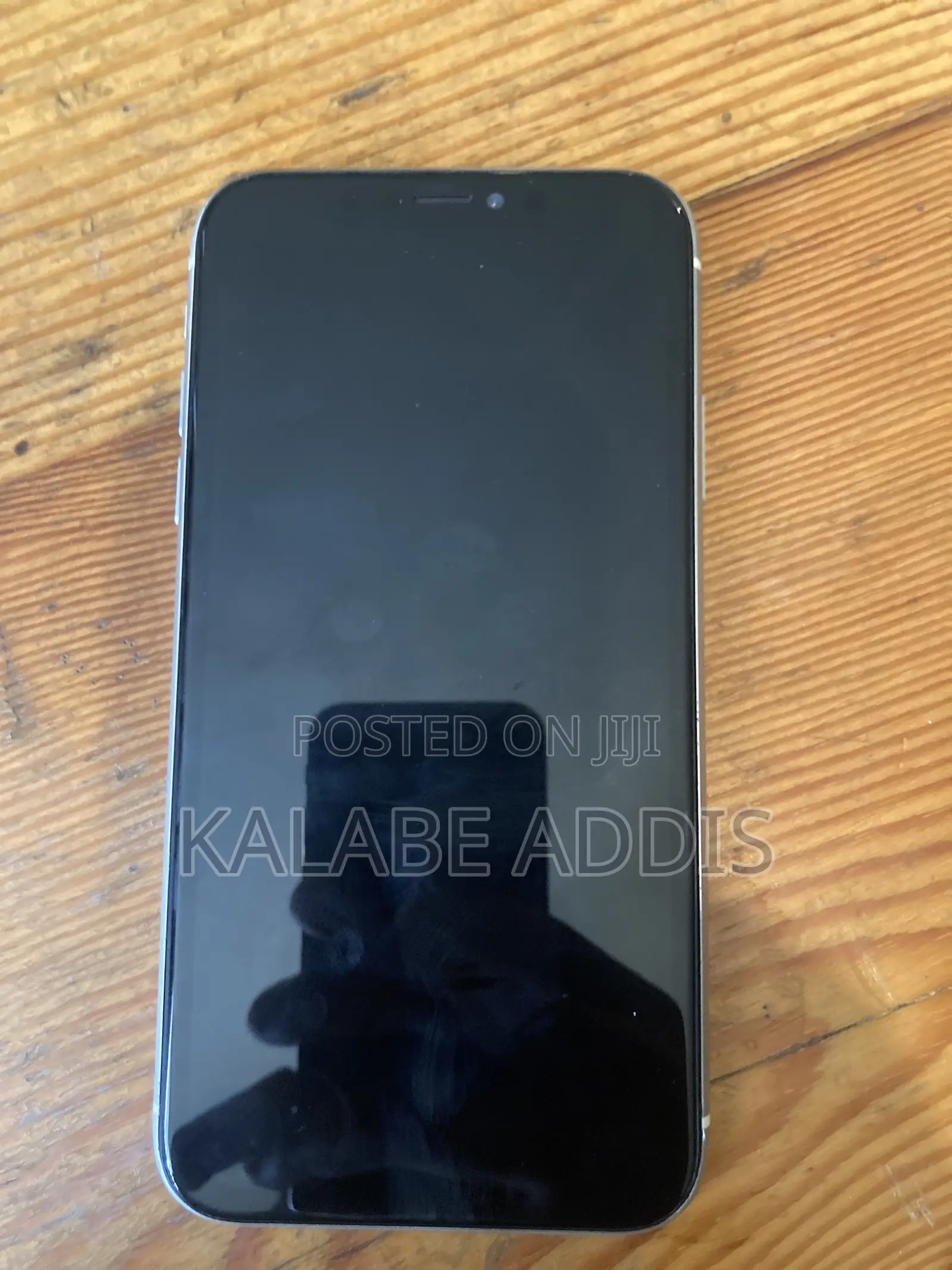 Apple XR 128 GB White