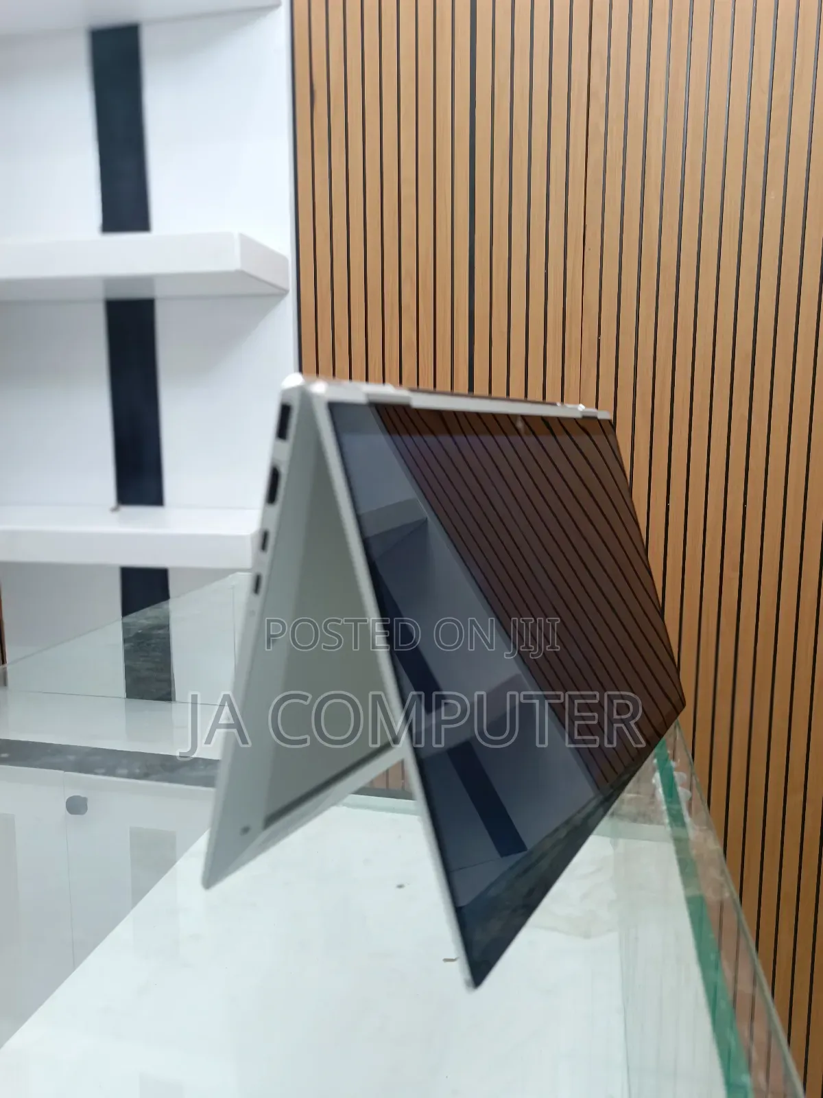 New Laptop HP EliteBook X360 1040 G7 16GB Intel Core I7 SSD 512GB