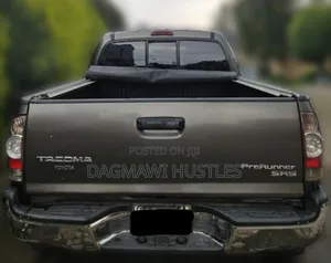Toyota Tacoma Access Cab Automatic 2012 Gray