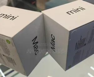 Photo - New Laptop Apple MacBook 16GB Apple M4 SSD 256GB