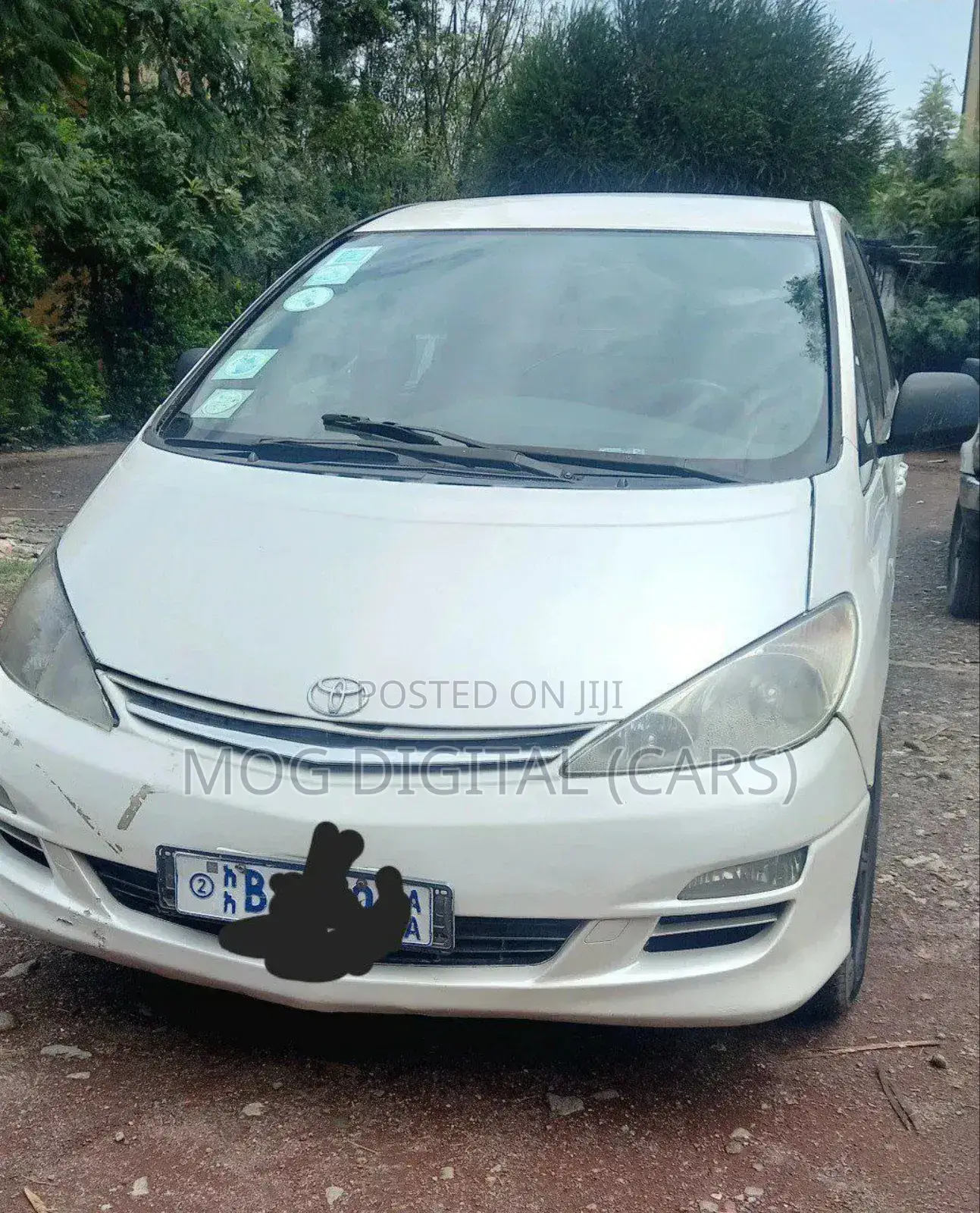 Toyota Previa Automatic 2003 White