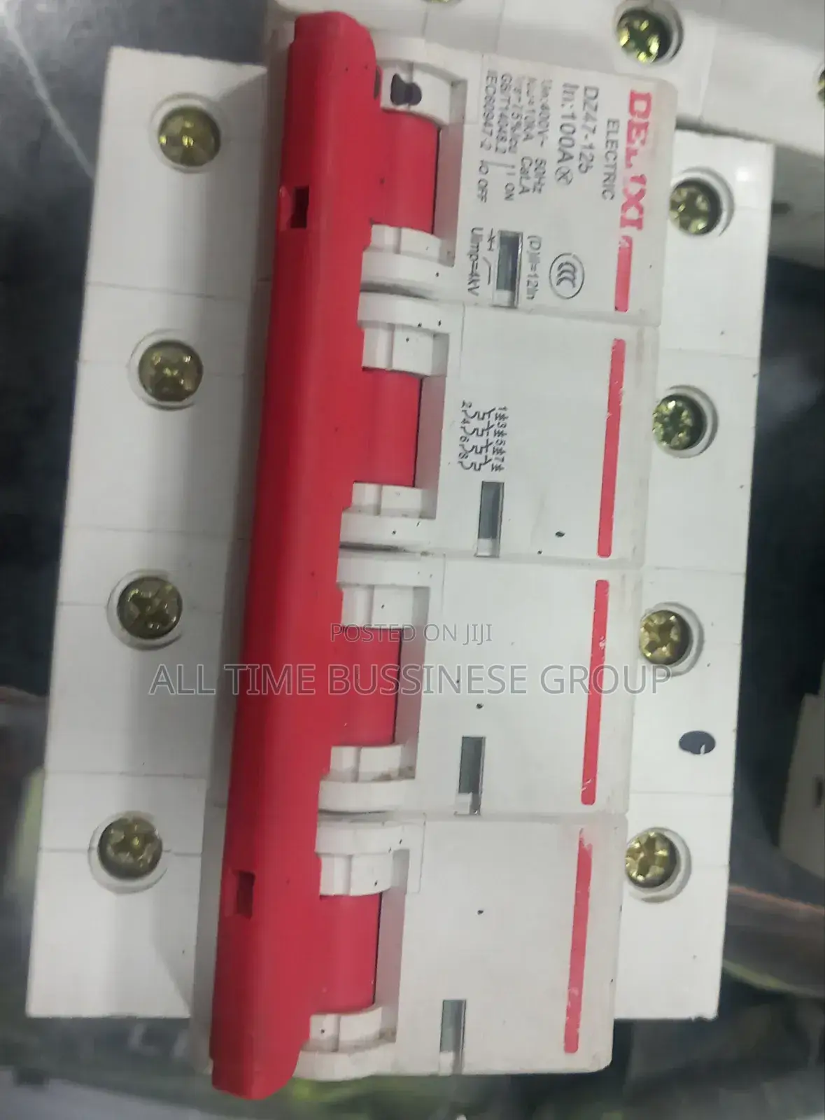 4pole Breaker