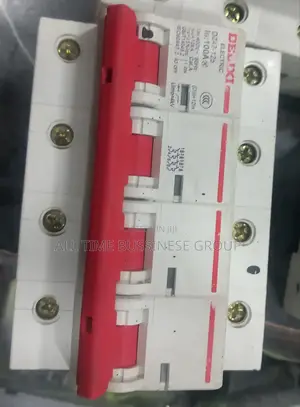 4pole Breaker