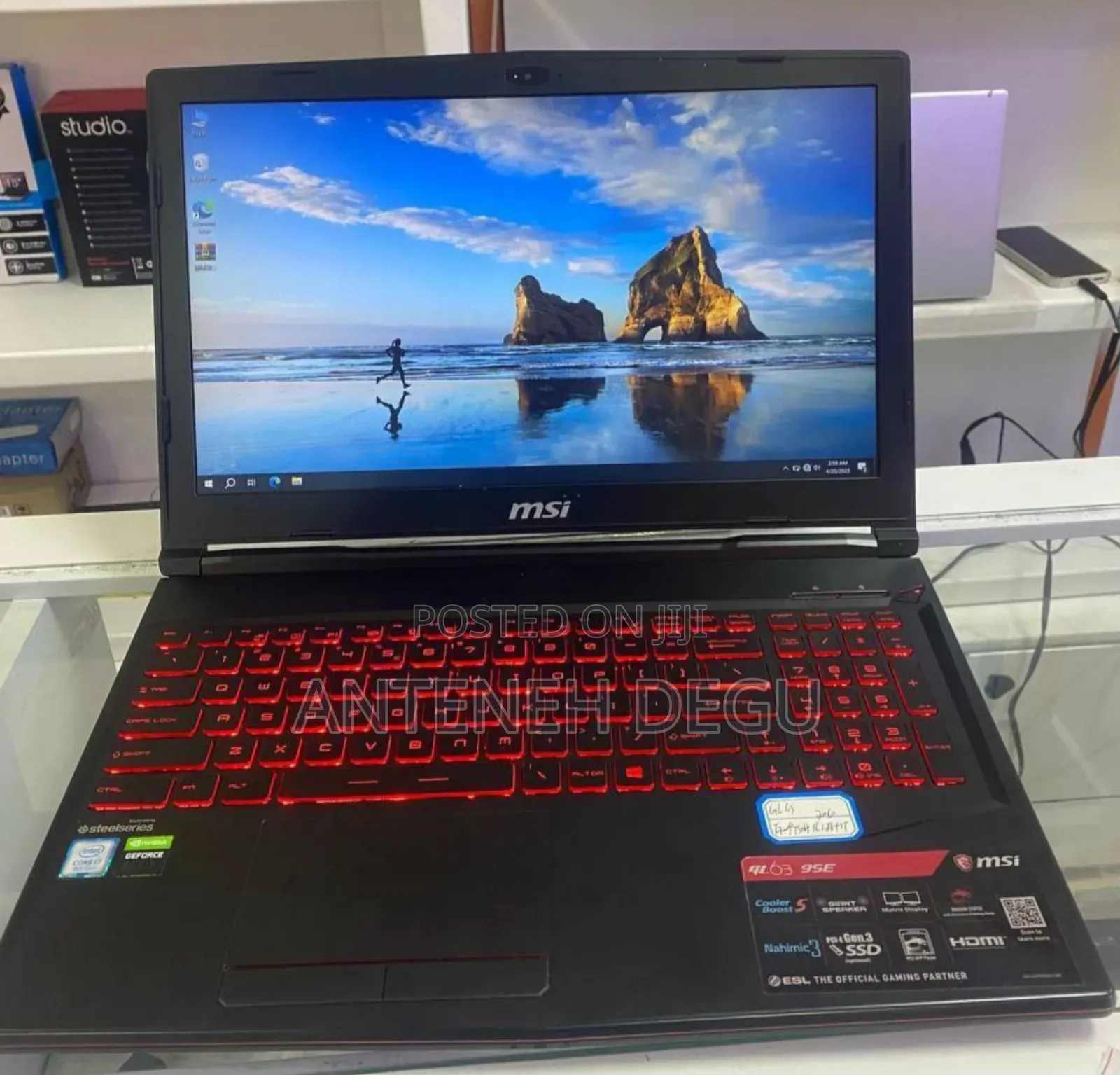 New Laptop MSI 16GB Intel Core I7 SSD 512GB