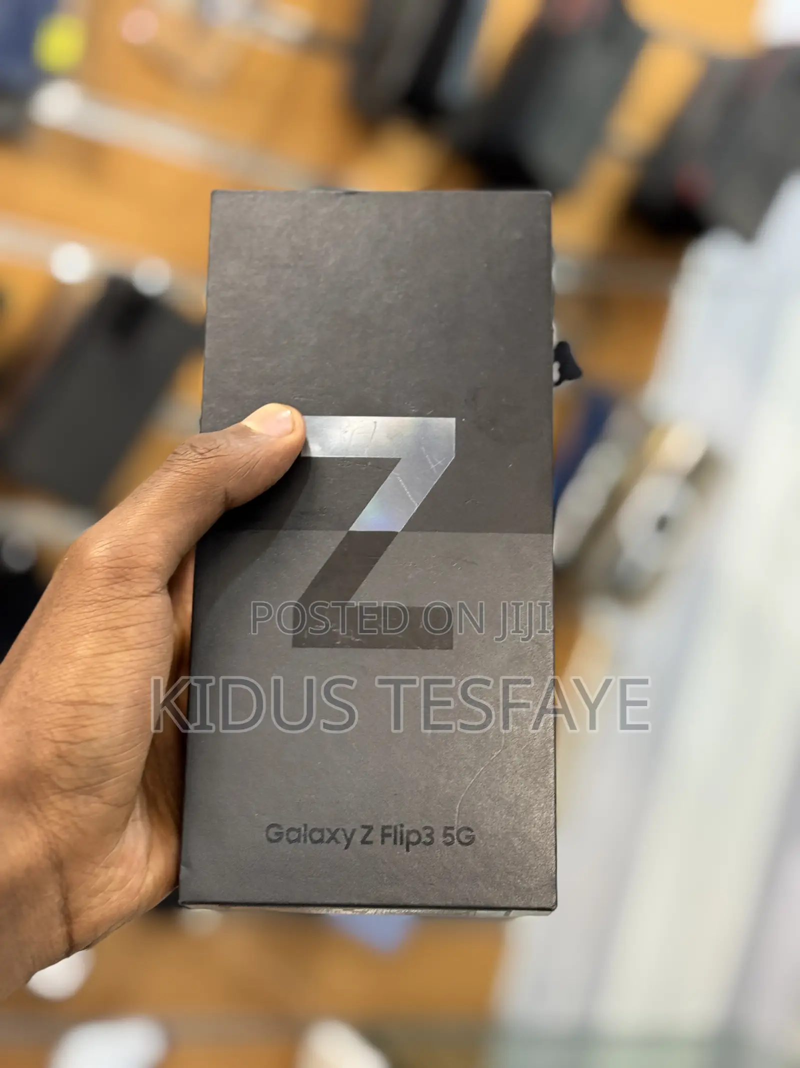 New Samsung Galaxy Z Flip3 5G 128 GB Black