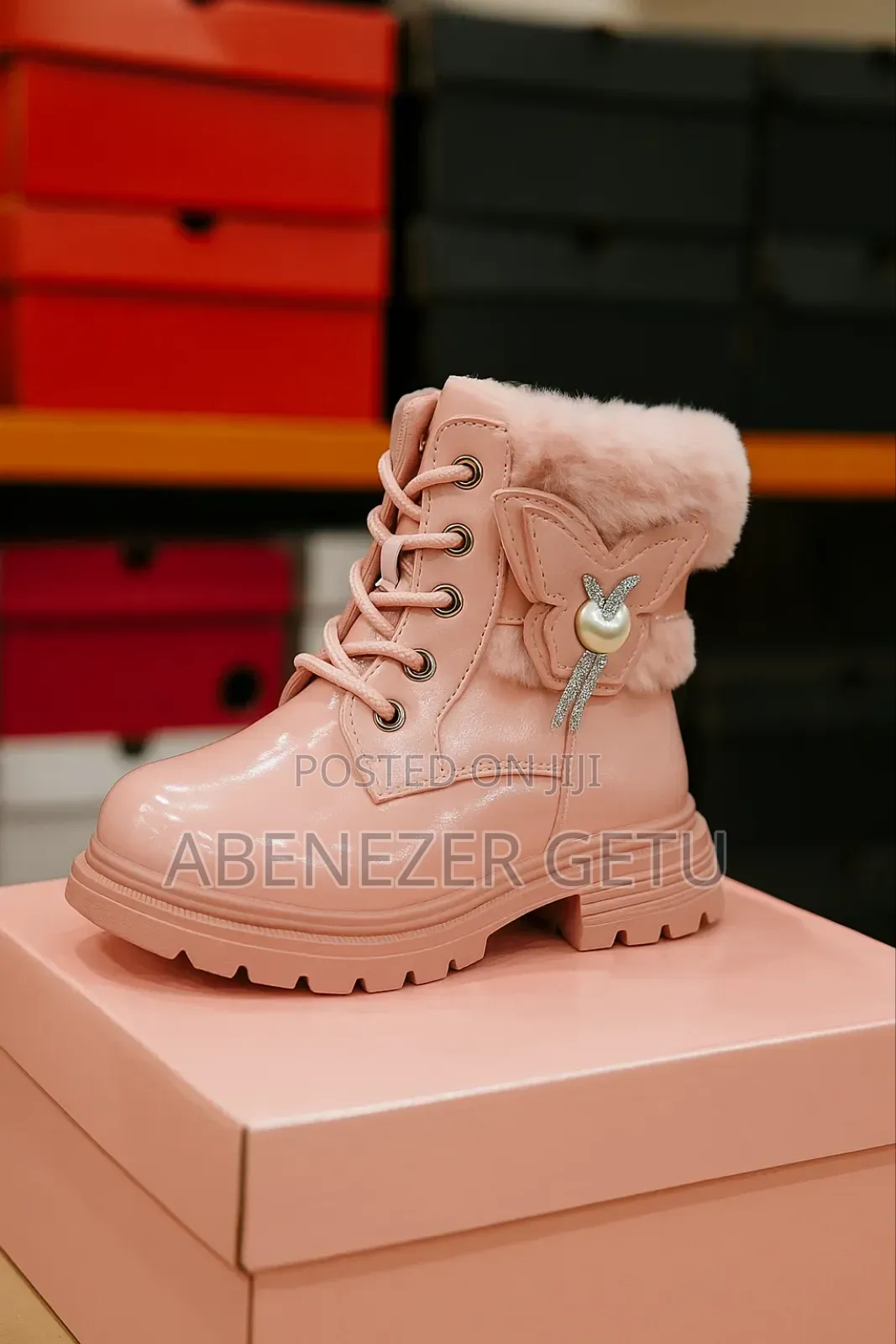 ዘናጭ የልጆች ጫማ