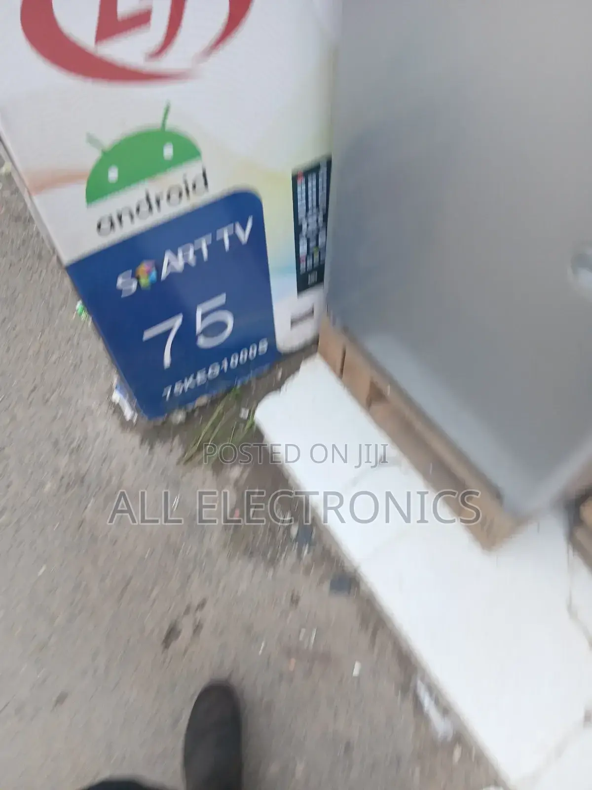 Salvador 43inch Smart Tv
