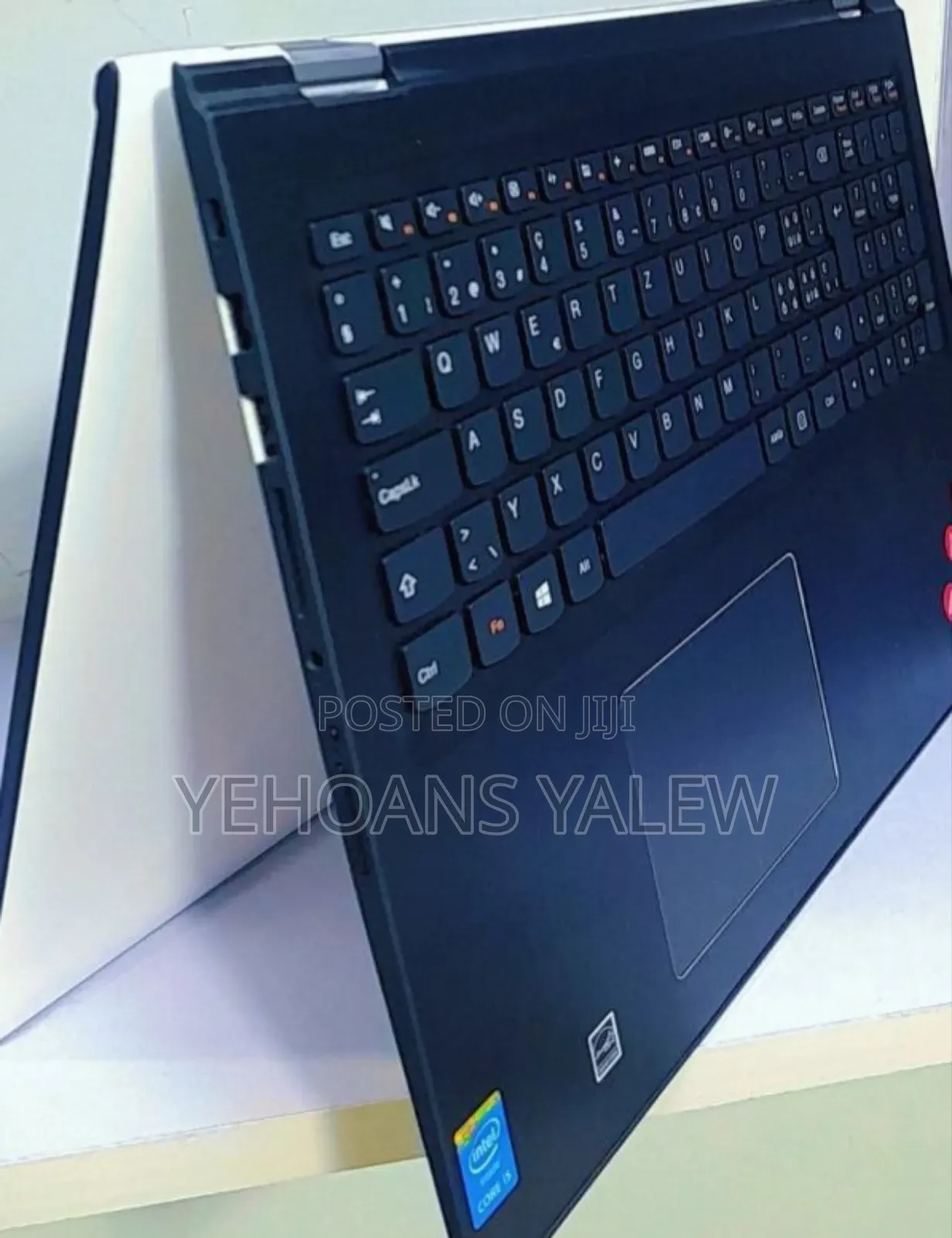 New Laptop Lenovo Yoga 330 8GB Intel Core I5 SSD 1T