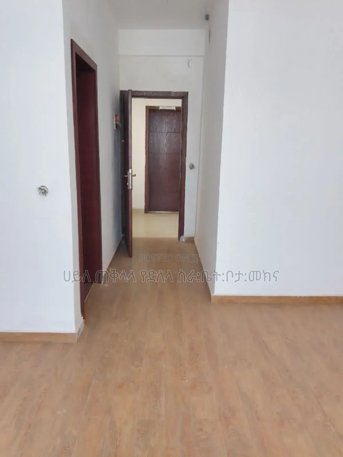 Furnished 3bdrm Apartment in Nohi Real State, Yeka for sale