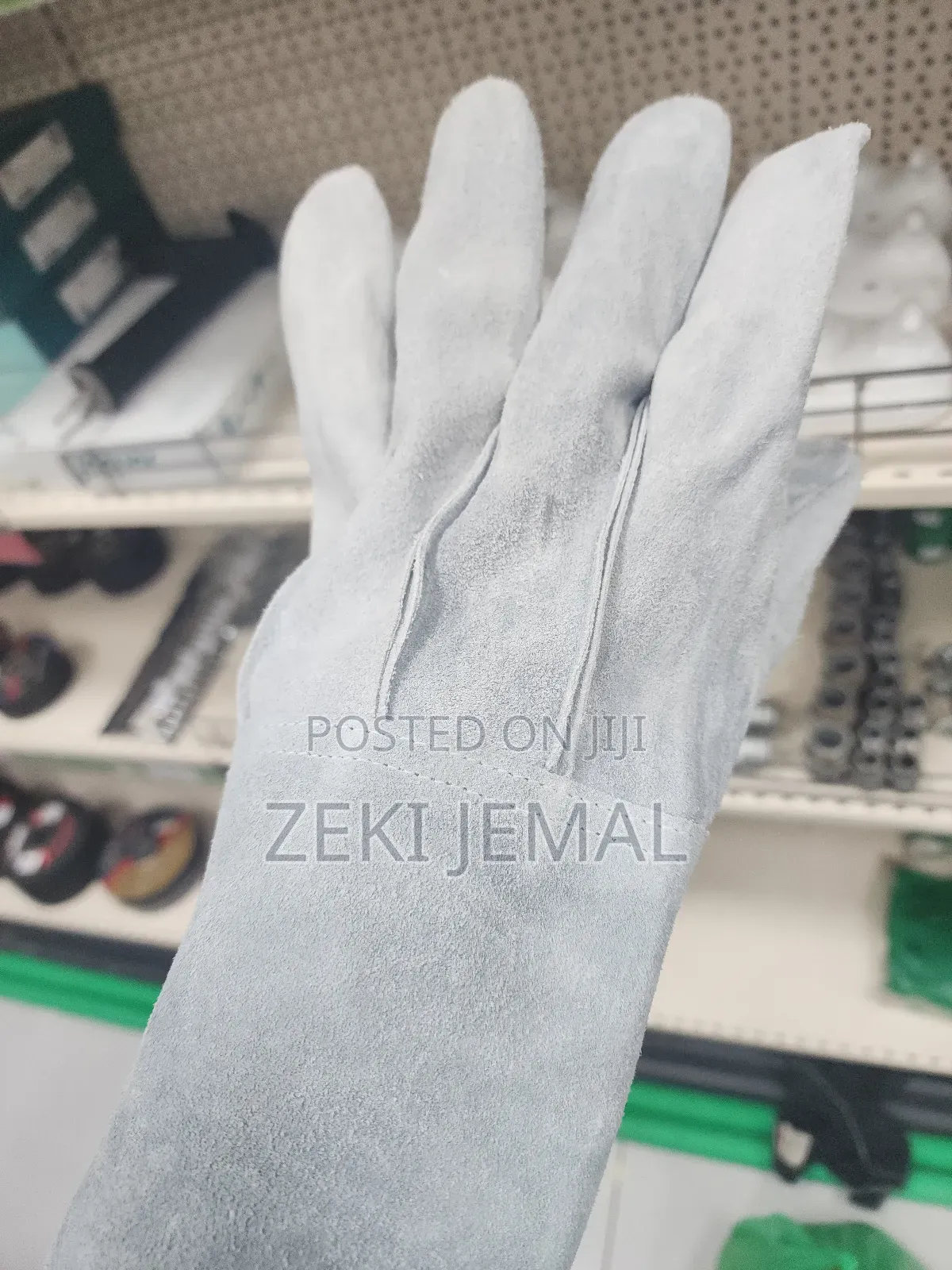 Leather Gloves ( ቆዳ ጓንት )