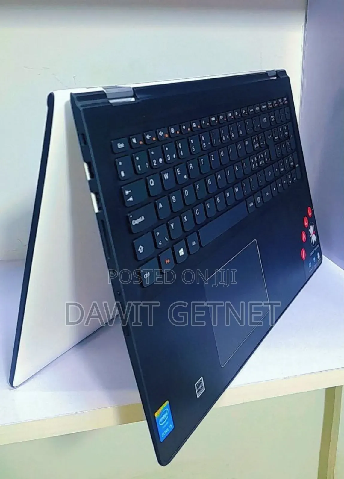 New Laptop Lenovo Yoga 330 8GB Intel Core I5 SSD 1T
