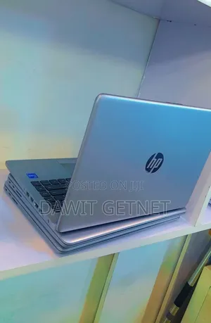 New Laptop HP Stream Notebook 8GB Intel Core I7 SSD 256GB