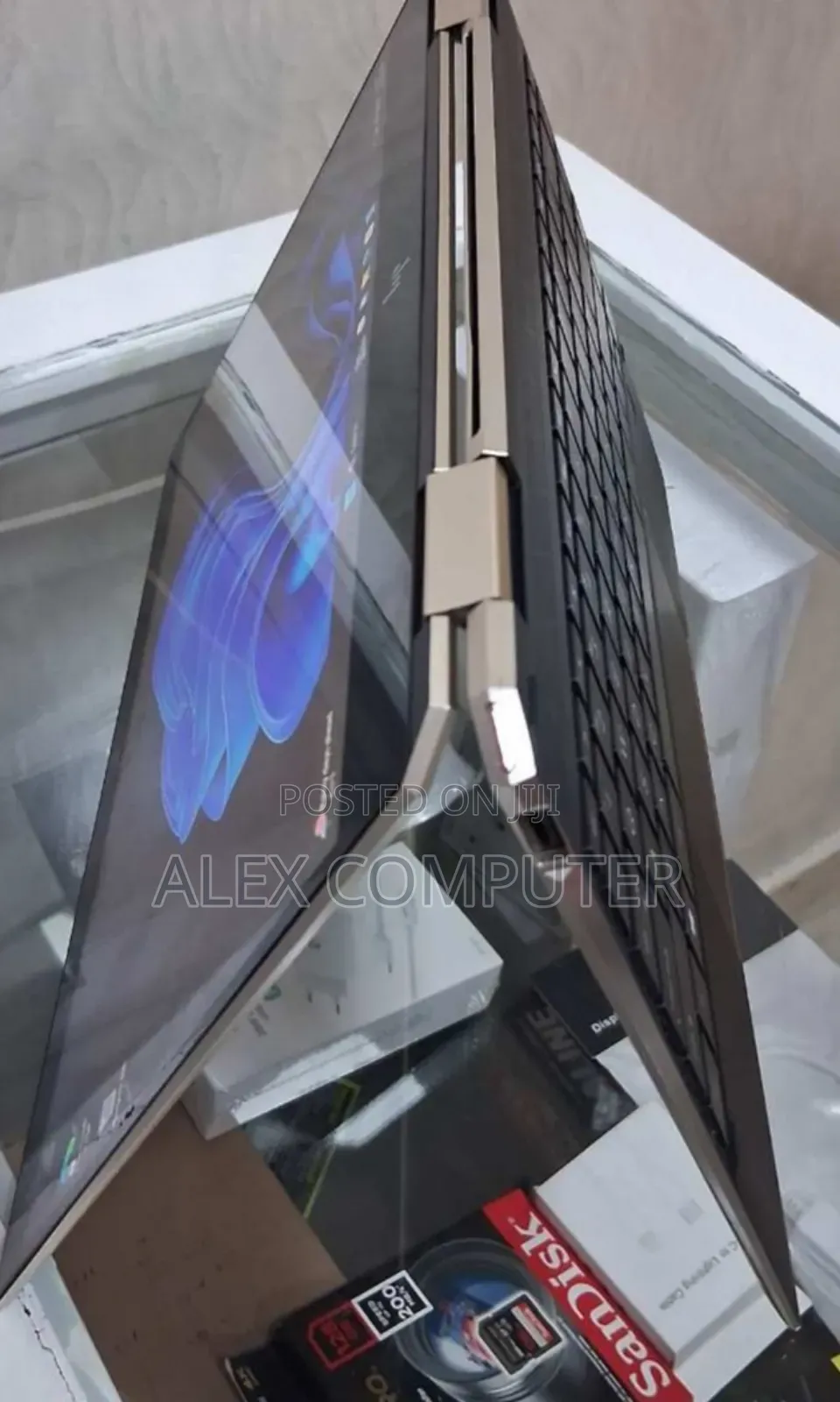 New Laptop HP Spectre X360 16GB Intel Core i7 SSD 512GB