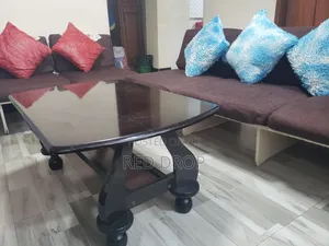 Photo - Sofa With Center Table