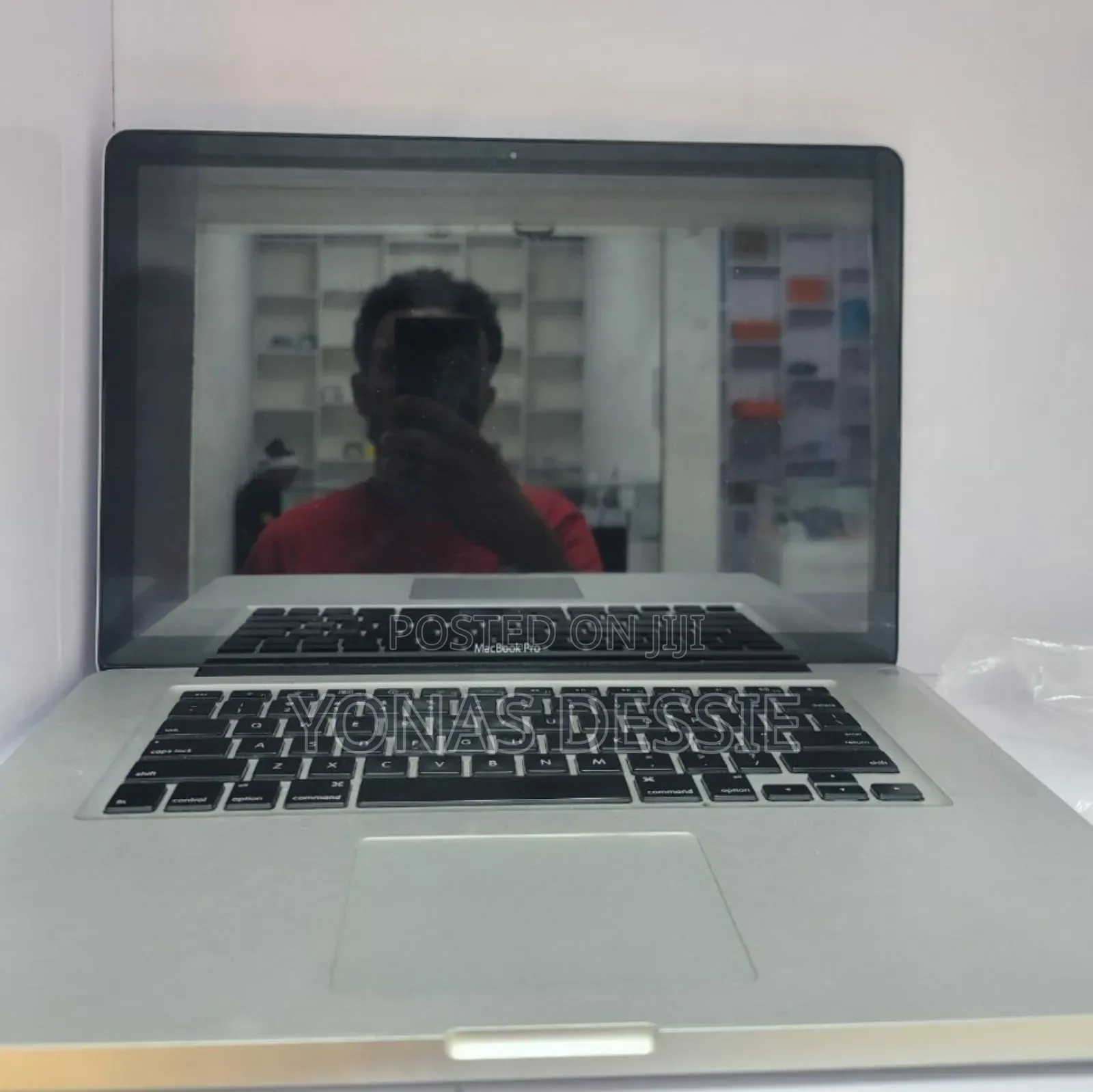 Laptop Apple MacBook Pro 8GB Intel Core 2 Duo SSD 350GB