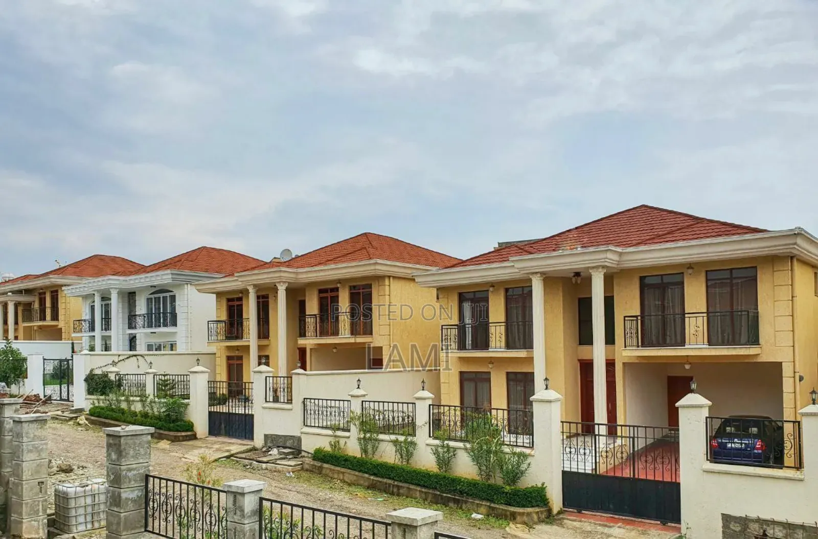 3bdrm Apartment in Bole for sale