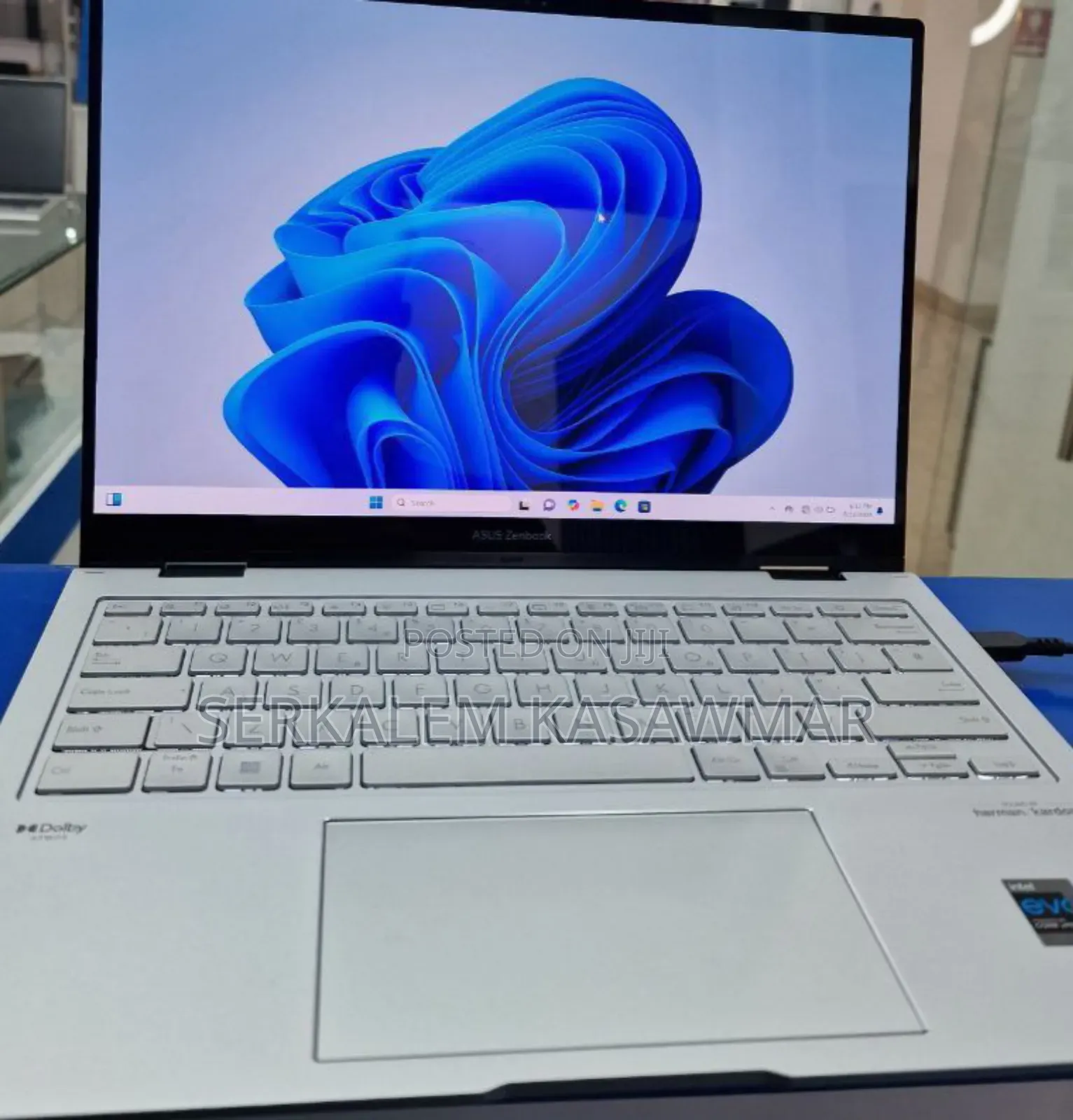 New Laptop Asus Zenbook 14 UX434 16GB Intel Core i7 SSD 512GB