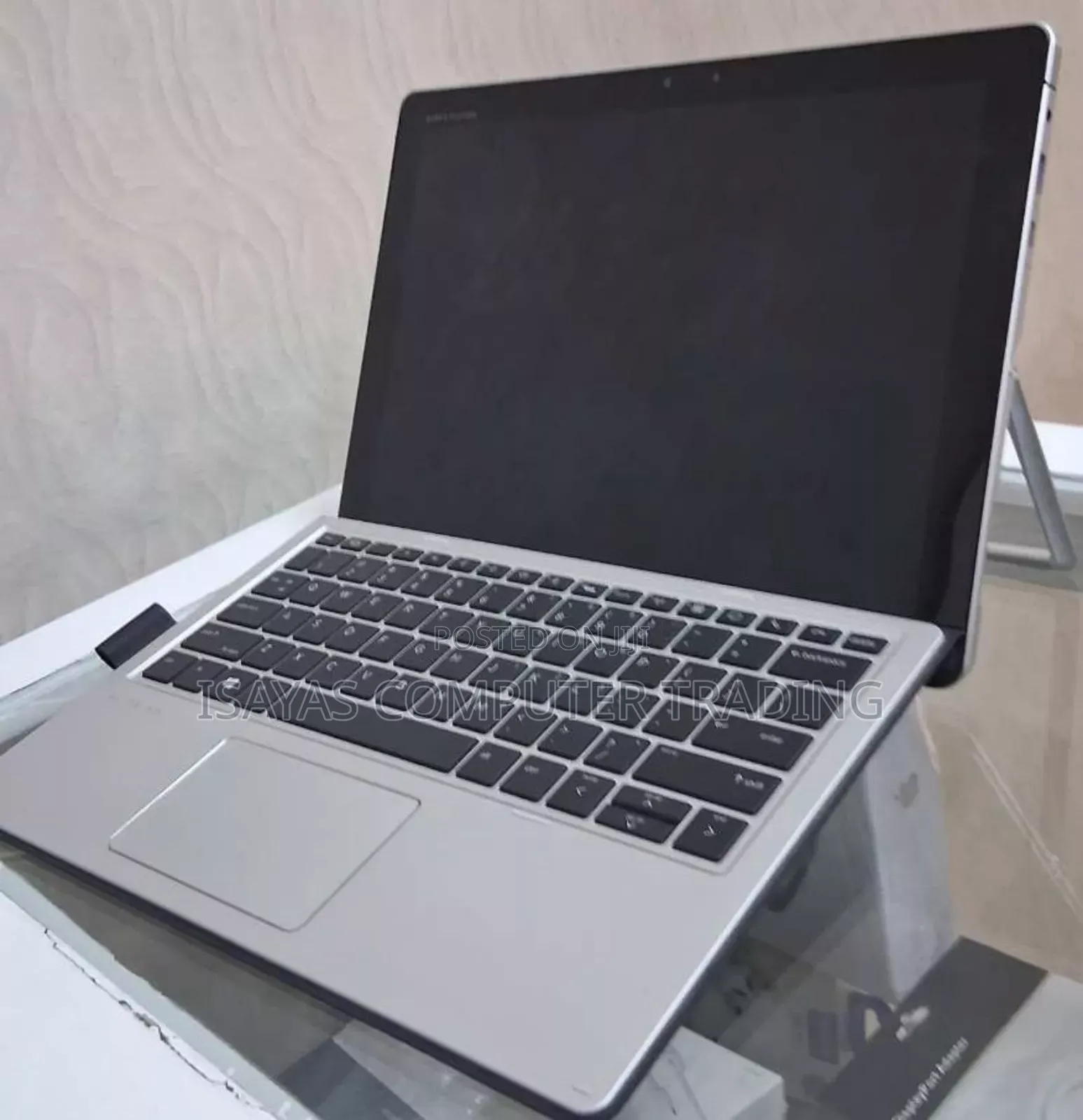 New Laptop HP X2 8GB Intel Core I5 SSD 256GB