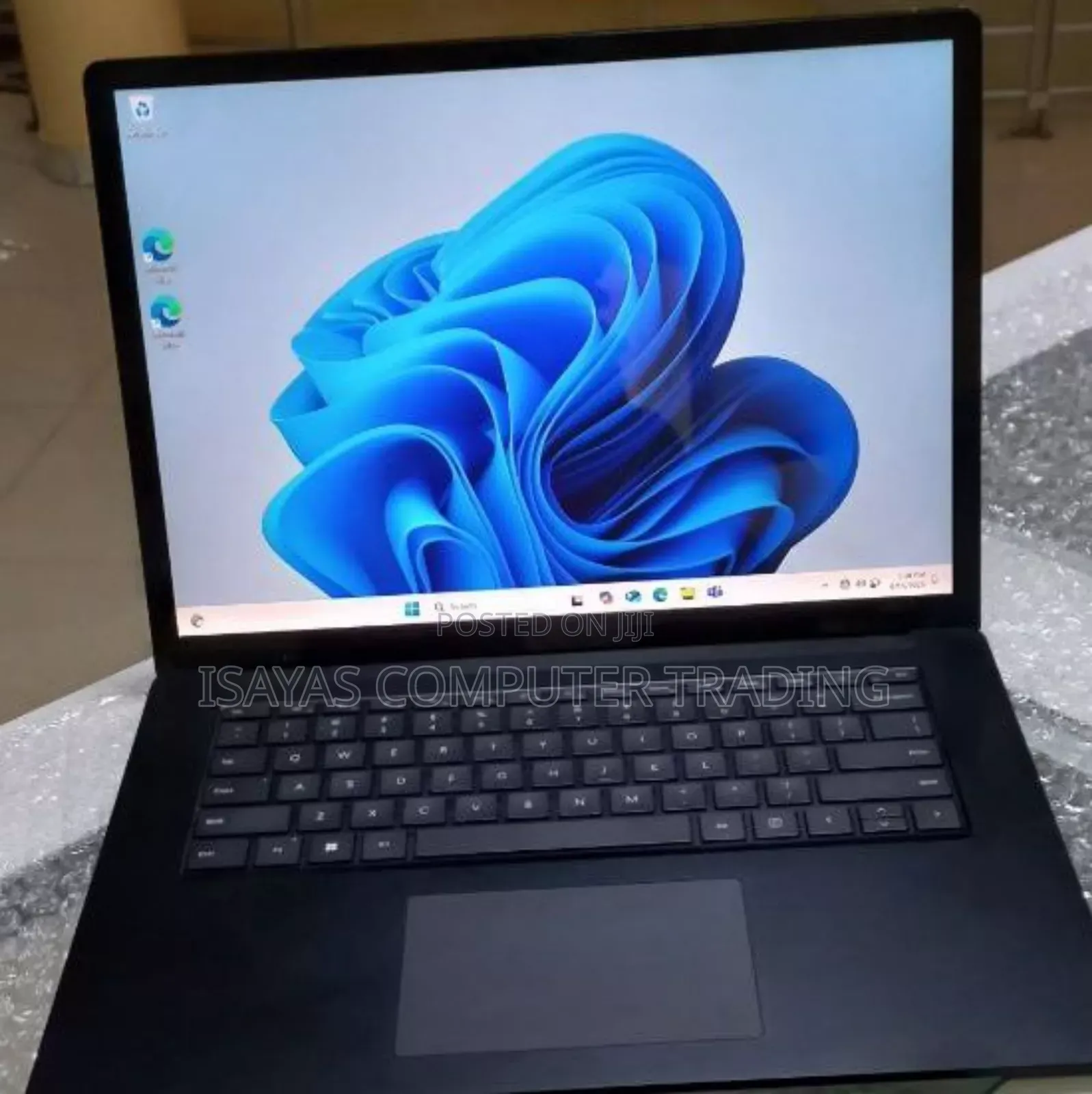 New Laptop Microsoft Surface 16GB Intel Core I7 SSD 512GB