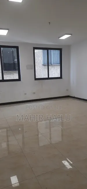 2ተኛ ላይ ነው ለቢሮ አገልግሎት ብቻ ይከራያል