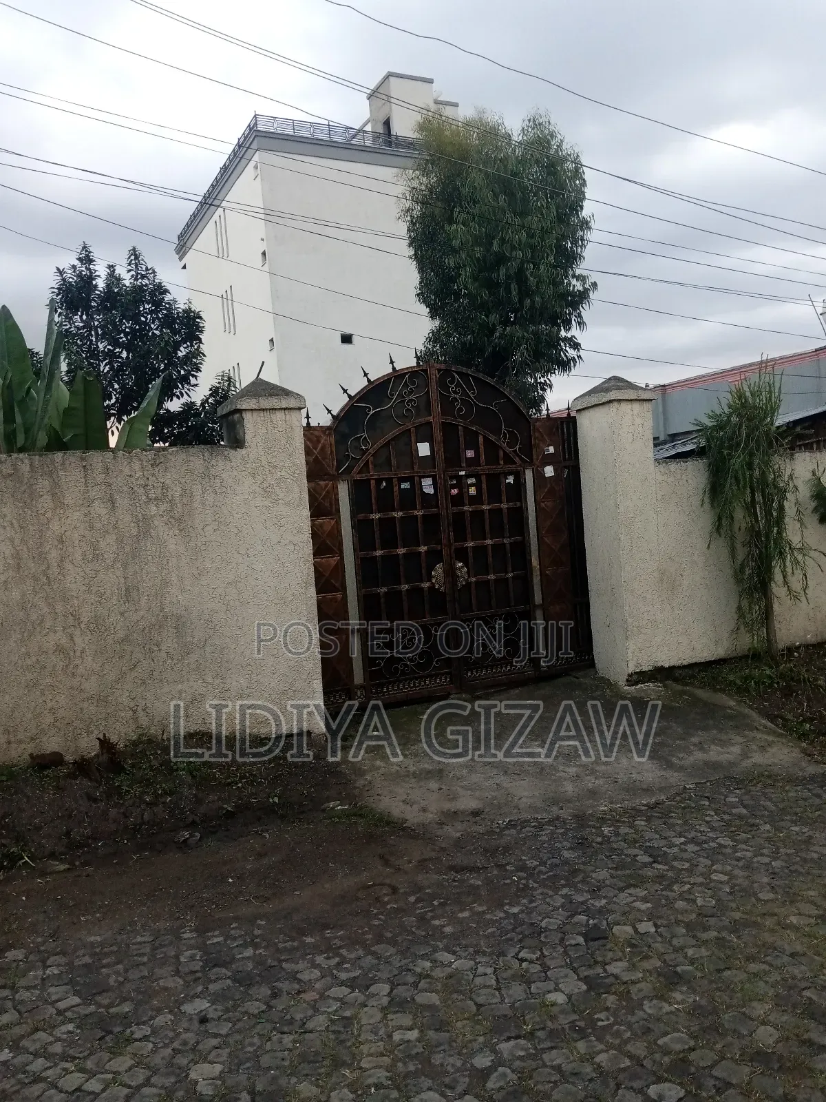 Furnished 2bdrm House in Akaky Kaliti for sale