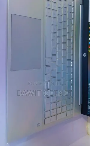 New Laptop HP Pavilion 15 8GB Intel Core I5 SSD 512GB