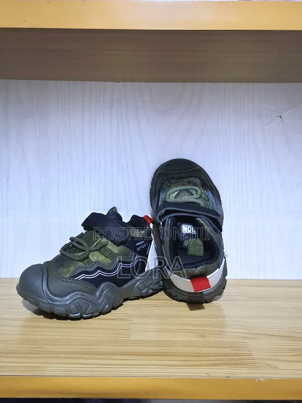 Preschooler Shoe ጫማ