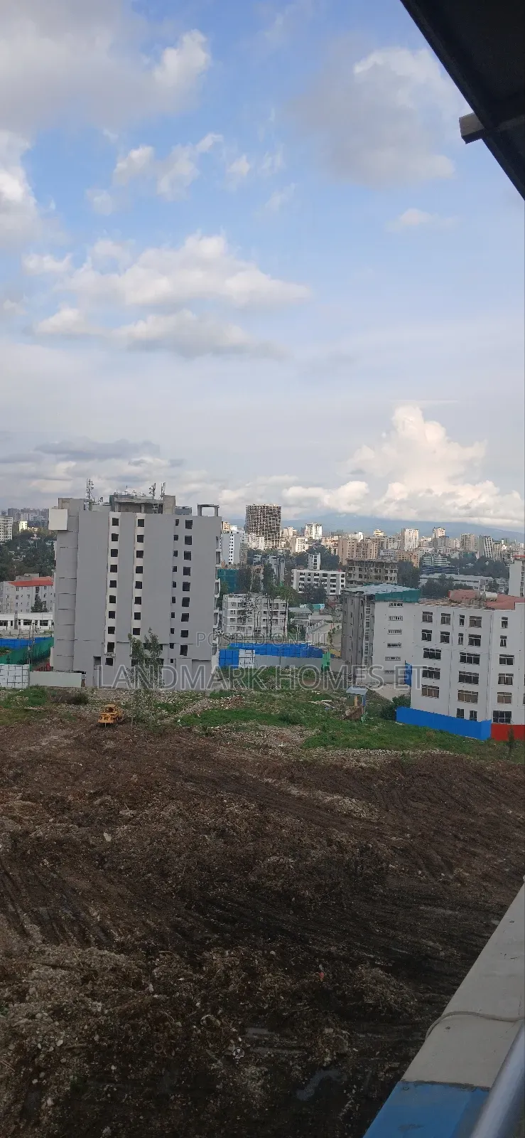 1bdrm Apartment in Landmark, Kirkos for sale