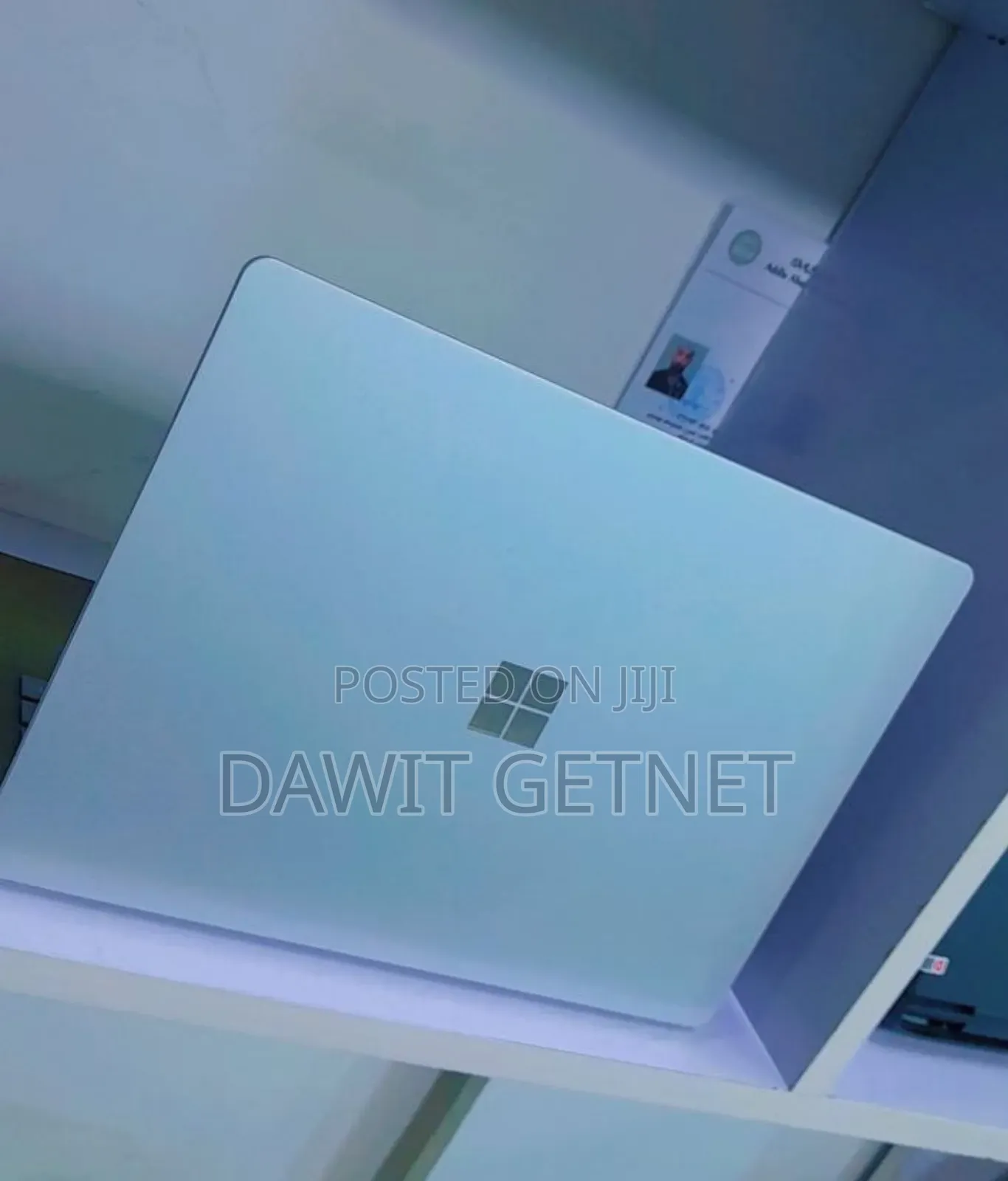 New Laptop Microsoft Surface 8GB Intel Core I5 SSD 256GB