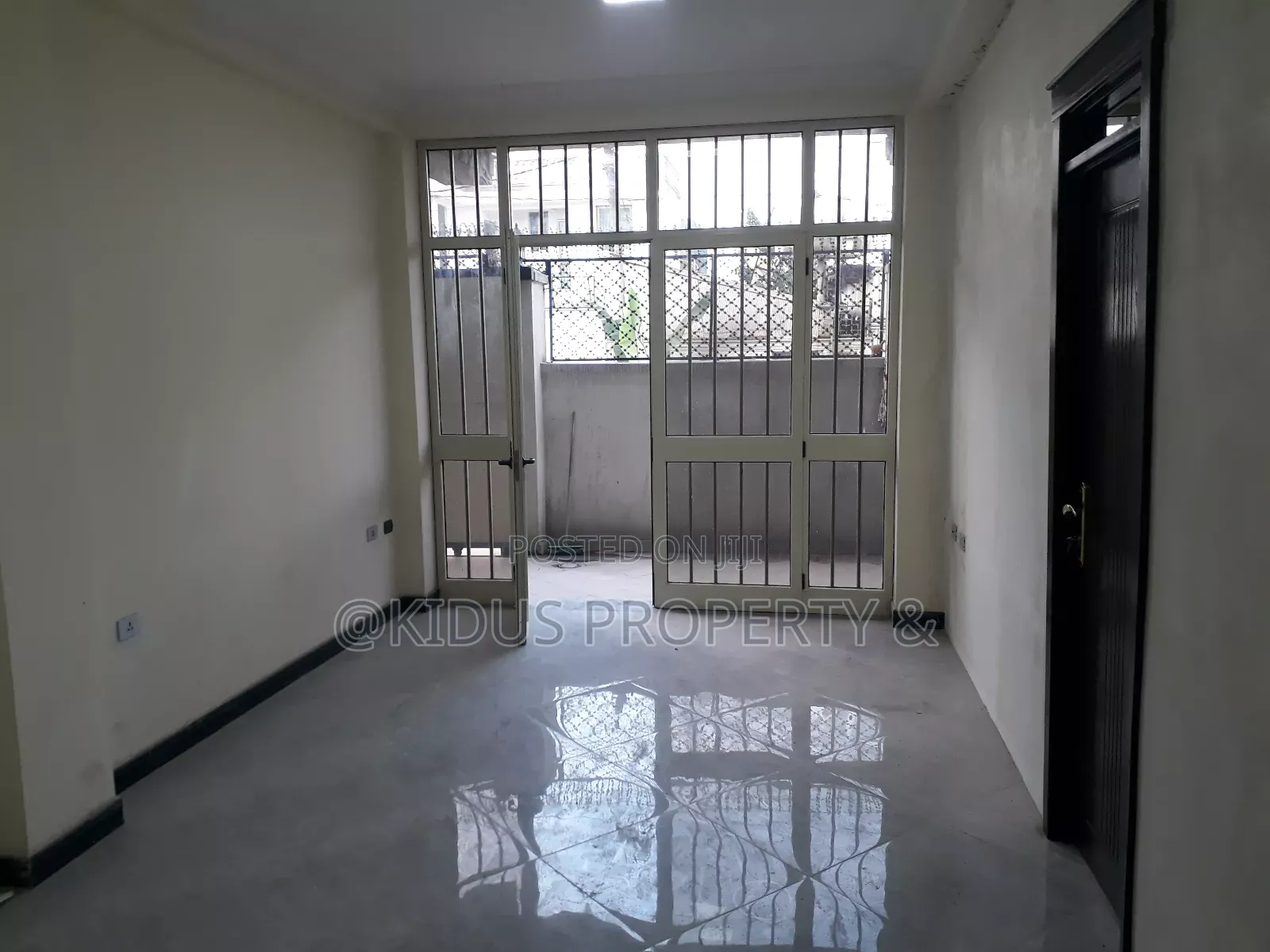 2bdrm Apartment in Around Nasswe, Nifas Silk-Lafto for rent