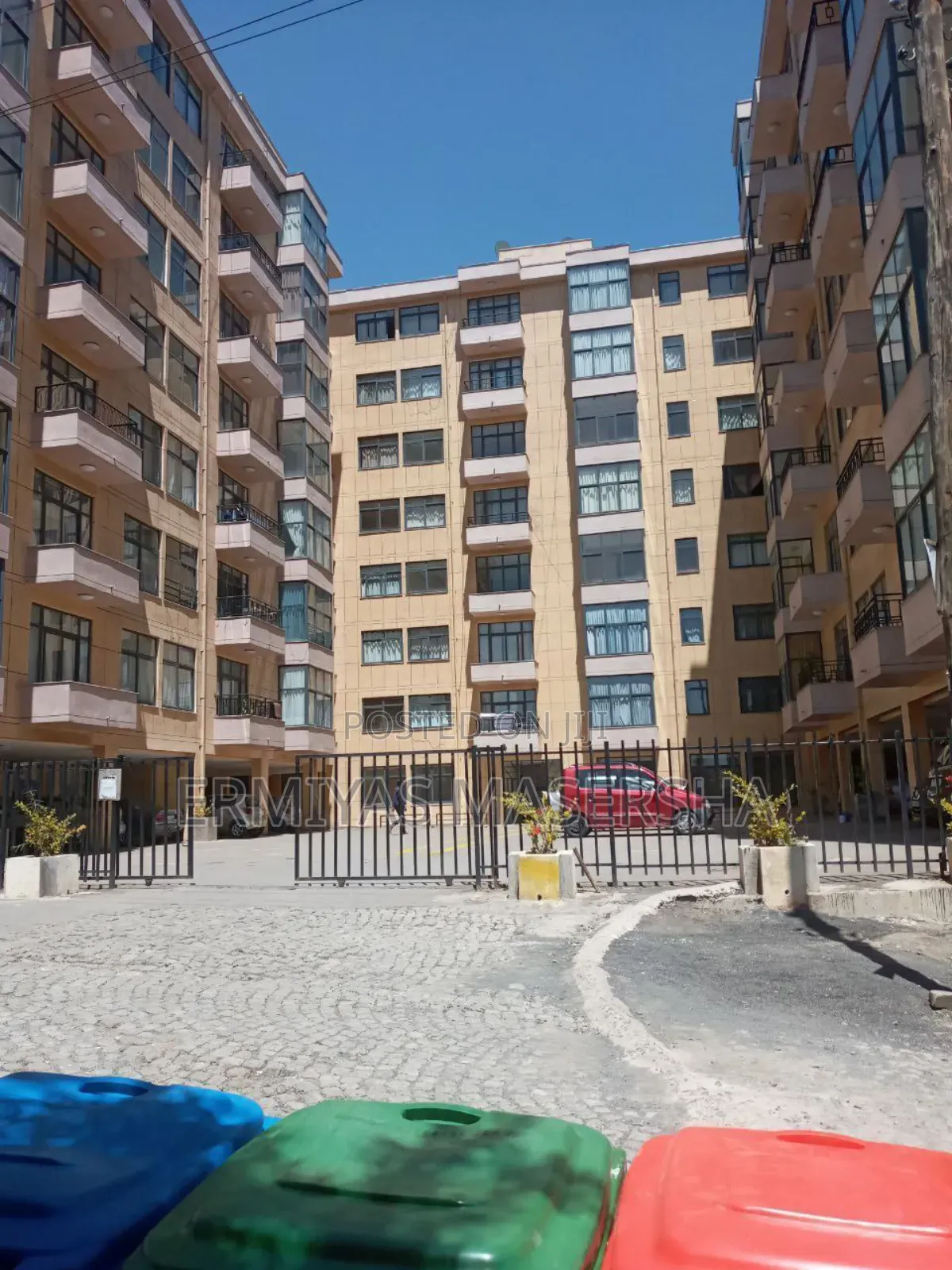 ሰሚት ዋሸንግተን መንደር