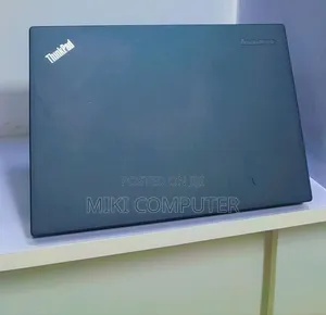 Photo - New Laptop Lenovo ThinkPad X250 8GB Intel Core I7 SSD 256GB