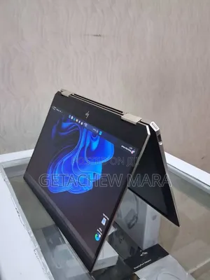 New Laptop HP Spectre X360 16GB Intel Core I7 SSD 512GB