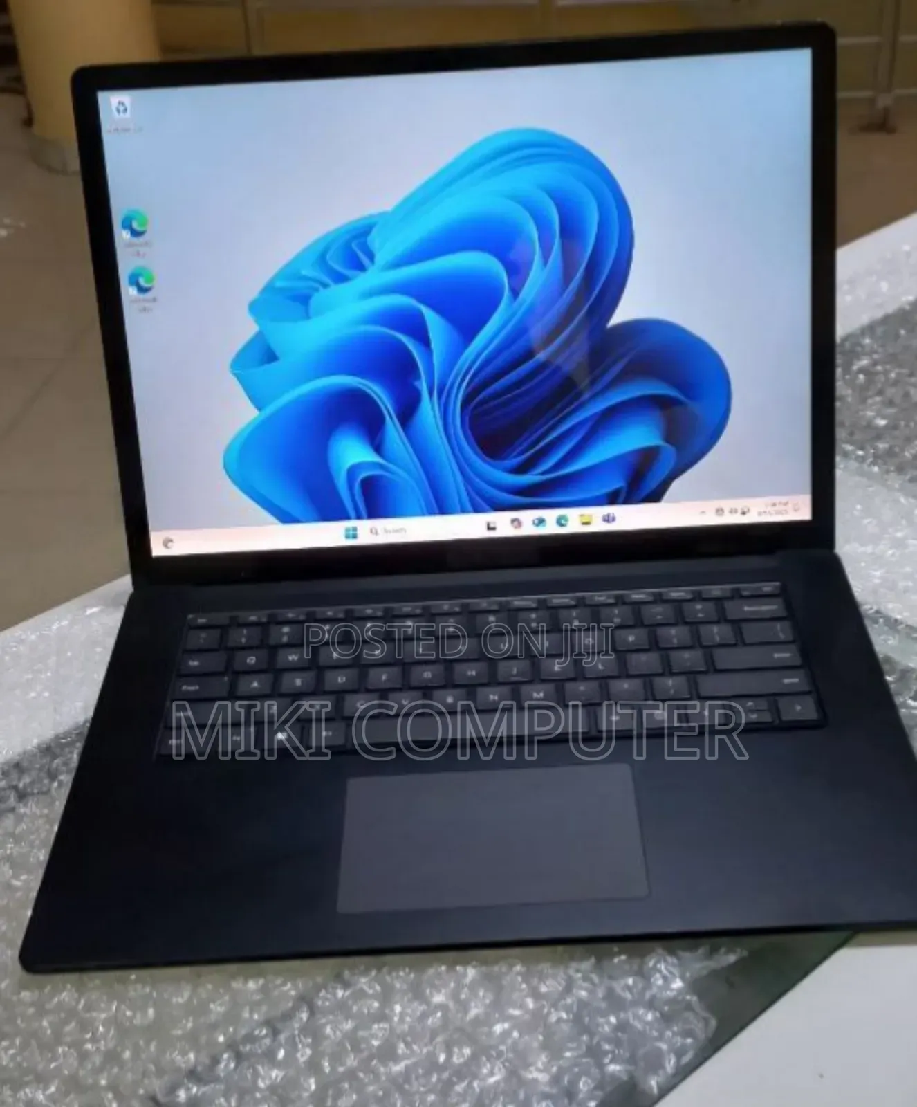 New Laptop Microsoft Surface 16GB Intel Core I7 SSD 512GB