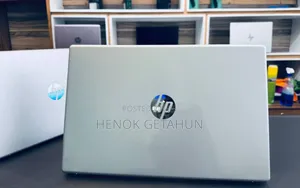New Laptop HP Stream Notebook 8GB AMD Ryzen 5 SSD 512GB