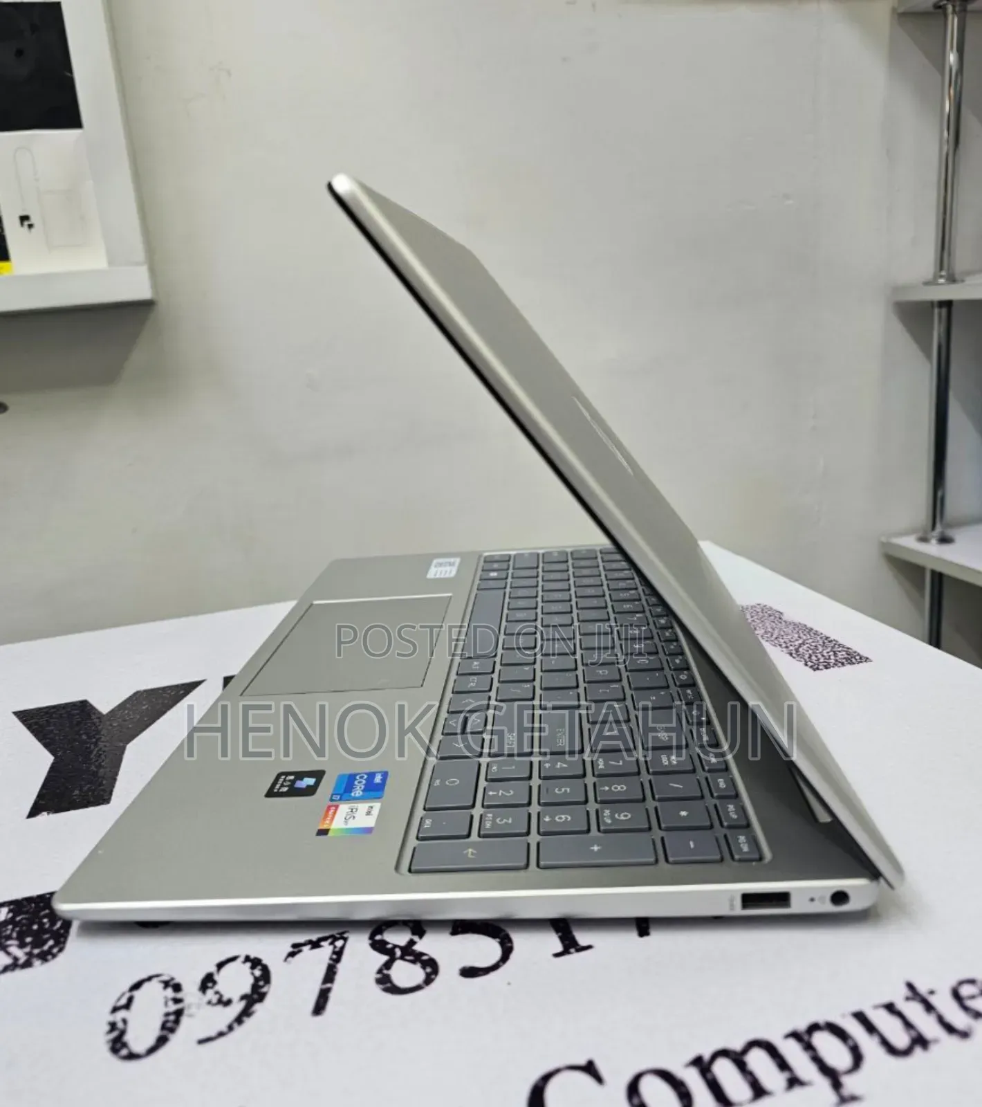 New Laptop HP Stream Notebook 16GB Intel Core I7 SSD 512GB