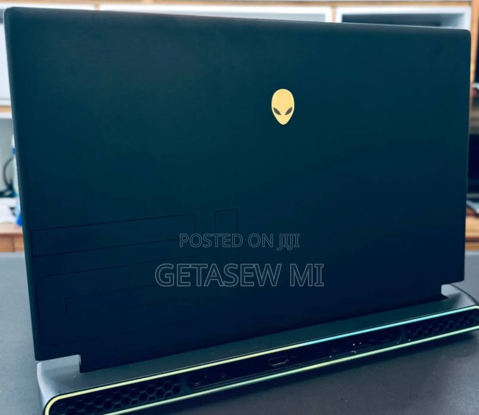 New Laptop Alienware M15 R3 16GB Intel Core I7 SSD 1T