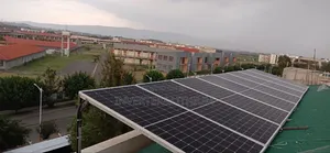 Solar Hybrid Inverter/Lithium Iron Phosphate Battery/Lithium Battery