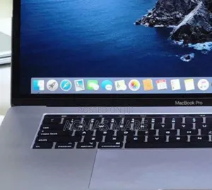 New Laptop Apple MacBook Pro 2019 4GB Intel Core I9 SSD 32GB