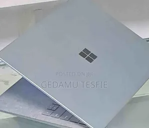 New Laptop Microsoft Surface 16GB Intel Core I7 SSD 256GB