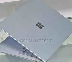 New Laptop Microsoft Surface 16GB Intel Core I7 SSD 256GB