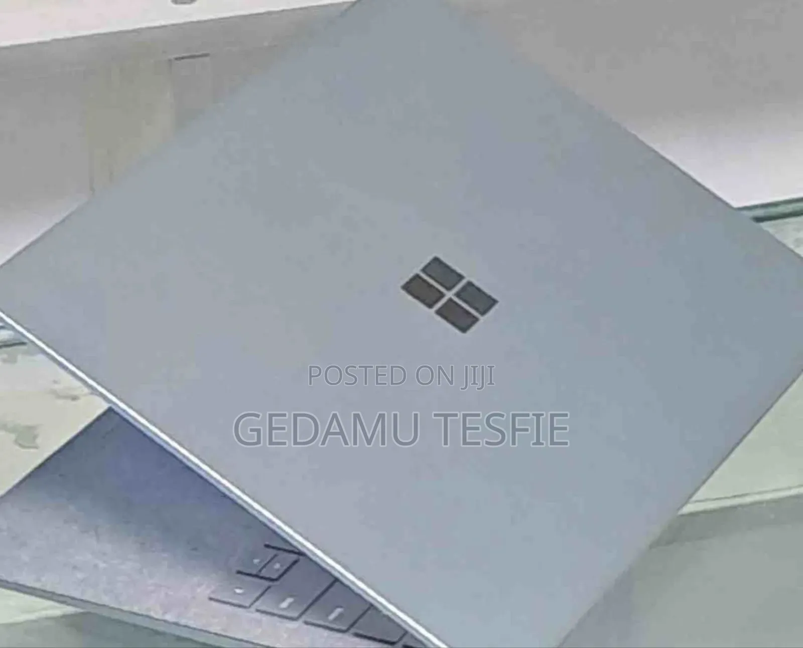 New Laptop Microsoft Surface 16GB Intel Core I7 SSD 256GB