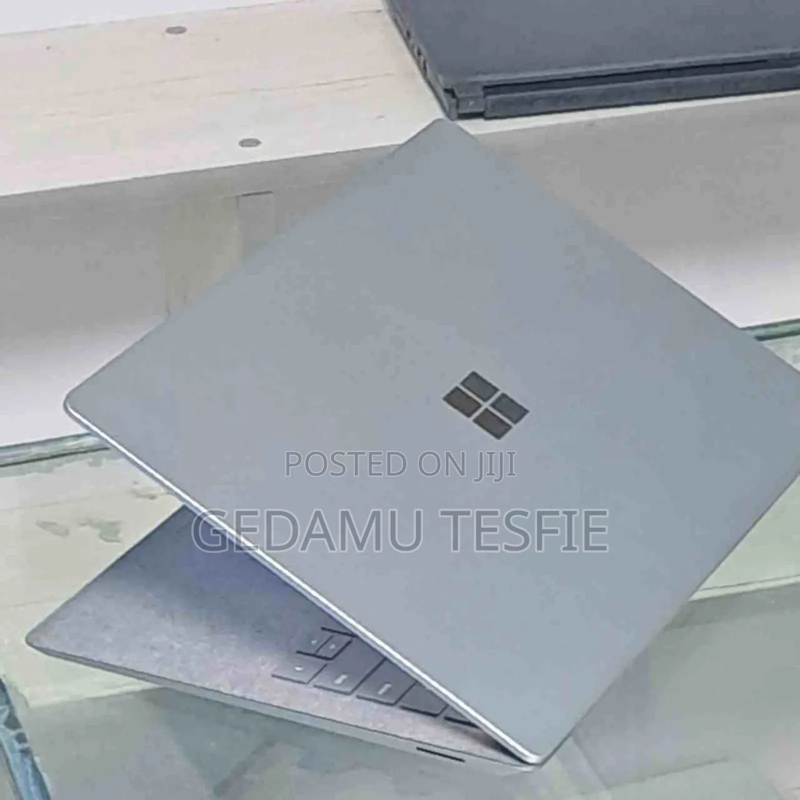 New Laptop Microsoft Surface 16GB Intel Core I7 SSD 256GB