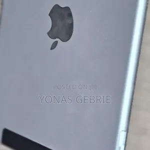 Photo - New Apple iPad mini 4 128 GB