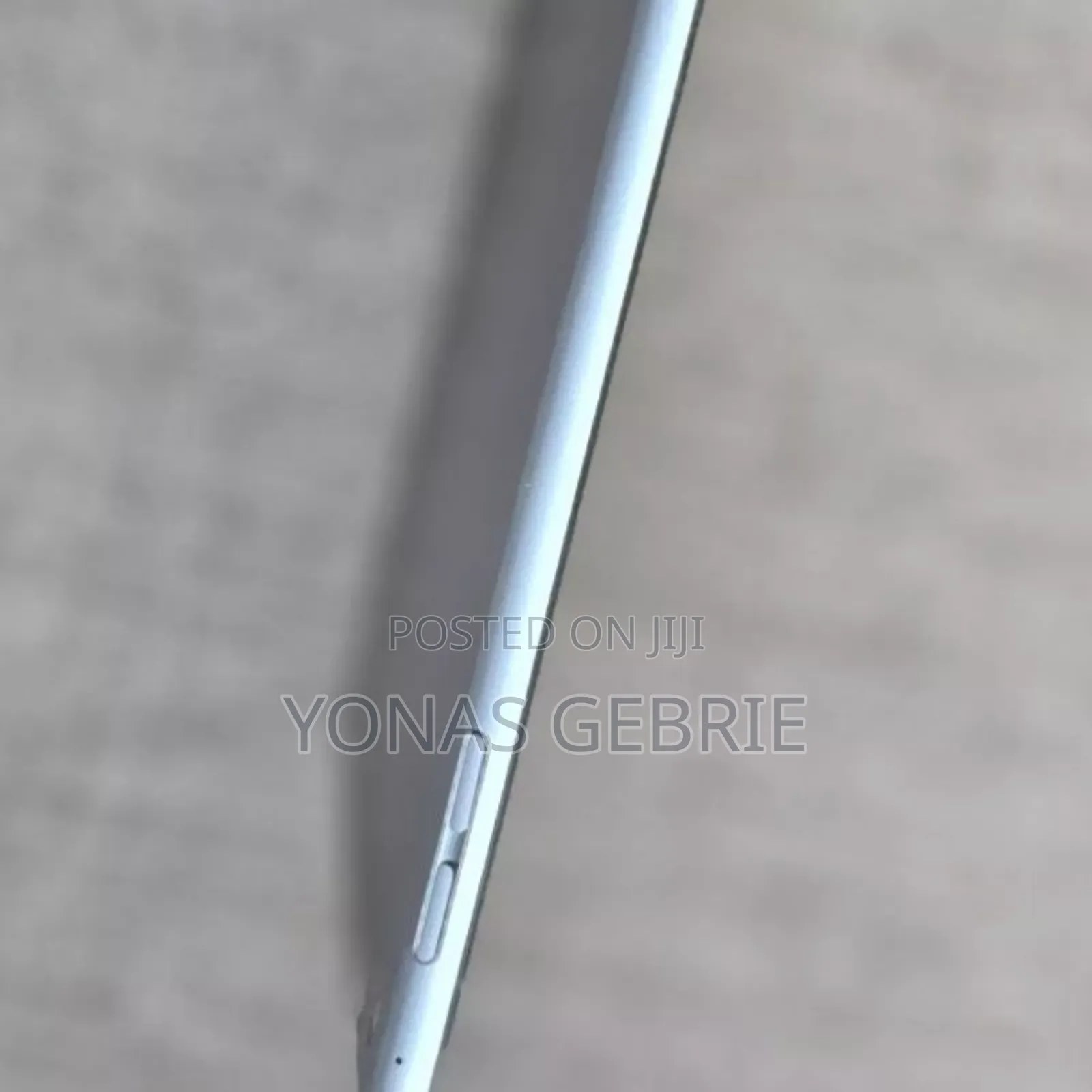 New Apple iPad mini 4 128 GB