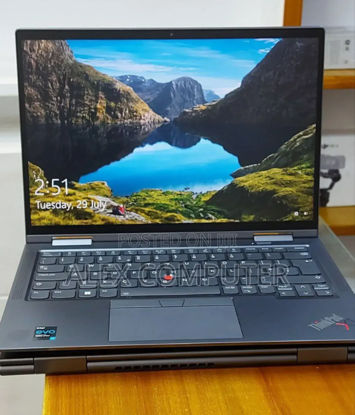 New Laptop Lenovo ThinkPad Yoga 32GB Intel Core I7 SSD 512GB